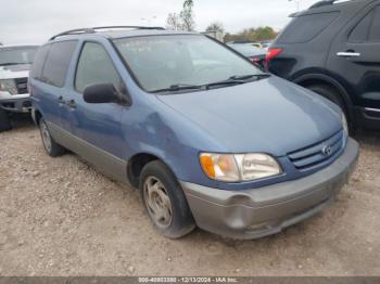  Salvage Toyota Sienna