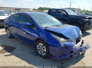  Salvage Toyota Prius