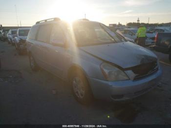  Salvage Kia Sedona