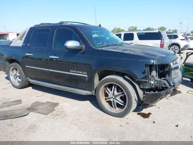  Salvage Chevrolet Avalanche 1500