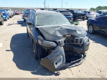  Salvage Jeep Cherokee