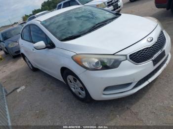  Salvage Kia Forte