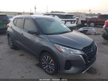  Salvage Nissan Kicks