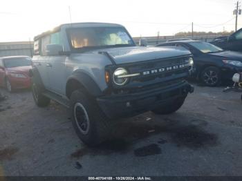  Salvage Ford Bronco