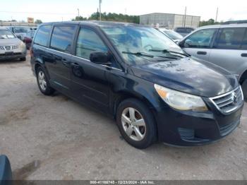  Salvage Volkswagen Routan