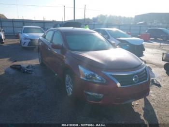  Salvage Nissan Altima