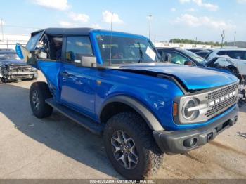  Salvage Ford Bronco