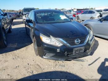  Salvage Nissan Altima