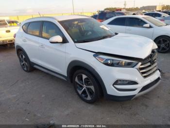  Salvage Hyundai TUCSON