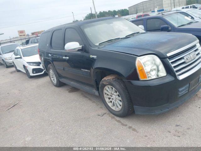  Salvage GMC Yukon