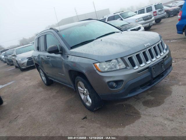  Salvage Jeep Compass