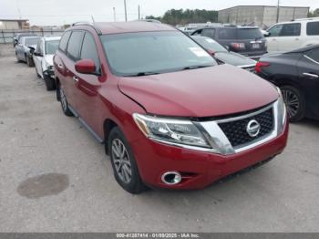  Salvage Nissan Pathfinder