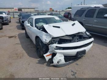  Salvage Dodge Challenger