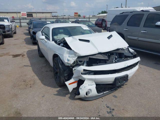  Salvage Dodge Challenger