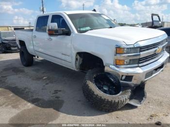  Salvage Chevrolet Silverado 2500