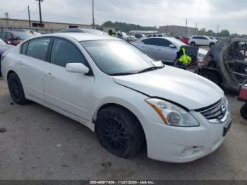  Salvage Nissan Altima