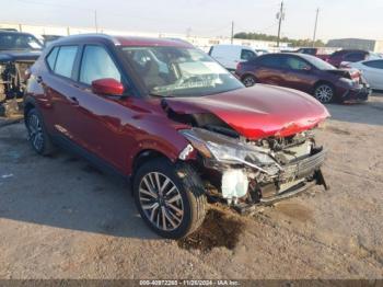  Salvage Nissan Kicks