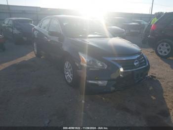  Salvage Nissan Altima