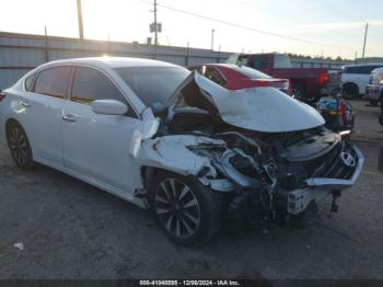  Salvage Nissan Altima