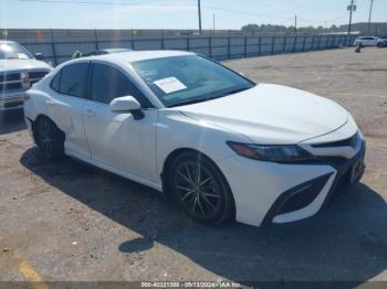  Salvage Toyota Camry