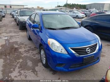  Salvage Nissan Versa