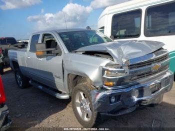  Salvage Chevrolet Silverado 2500