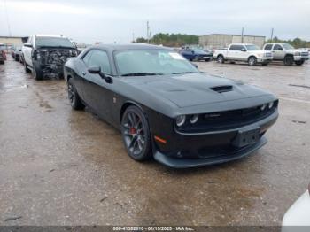  Salvage Dodge Challenger