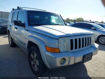  Salvage Jeep Commander