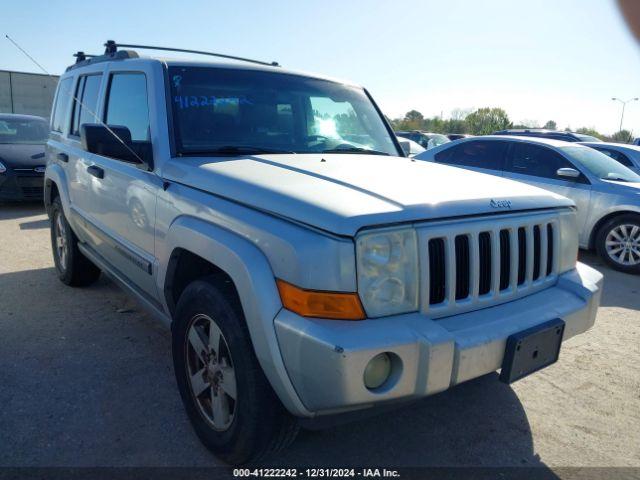  Salvage Jeep Commander