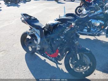  Salvage Honda Cbr600