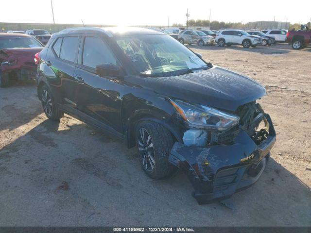  Salvage Nissan Kicks