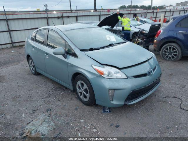  Salvage Toyota Prius