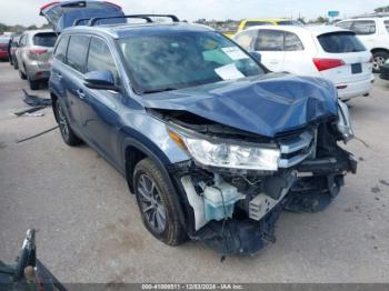  Salvage Toyota Highlander