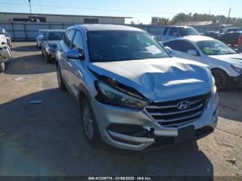  Salvage Hyundai TUCSON