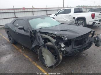  Salvage Dodge Challenger