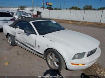  Salvage Ford Mustang