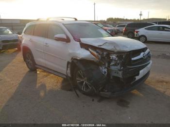  Salvage Toyota Highlander