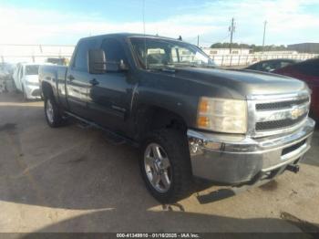  Salvage Chevrolet Silverado 2500