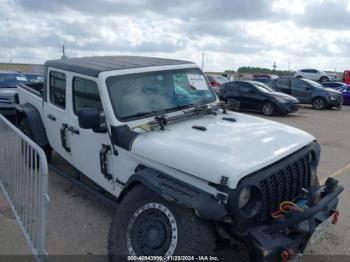  Salvage Jeep Gladiator