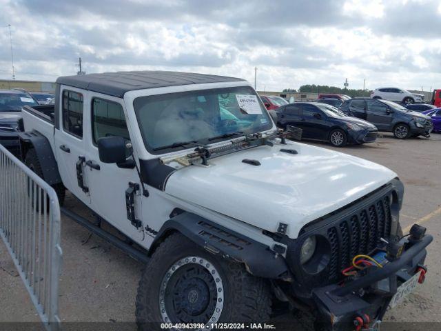  Salvage Jeep Gladiator