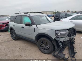  Salvage Ford Bronco