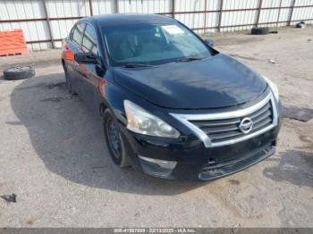  Salvage Nissan Altima