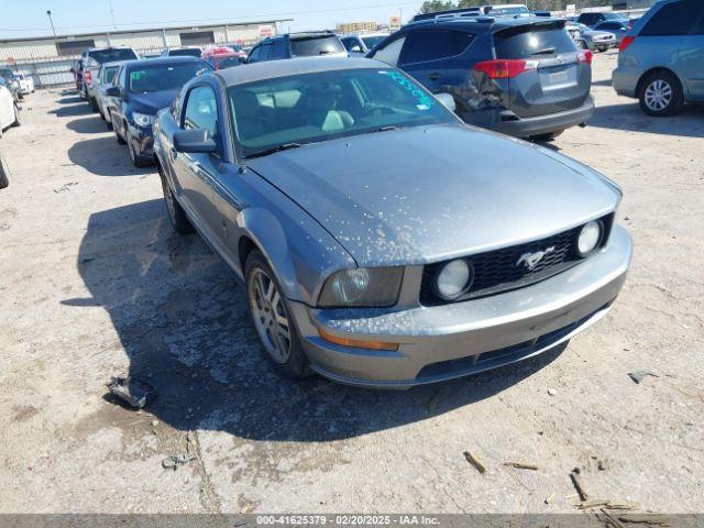  Salvage Ford Mustang