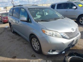  Salvage Toyota Sienna