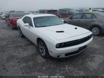  Salvage Dodge Challenger