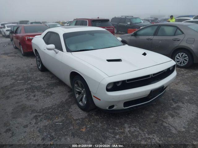  Salvage Dodge Challenger