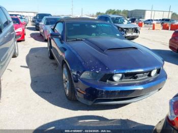  Salvage Ford Mustang