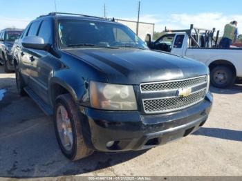  Salvage Chevrolet Avalanche 1500