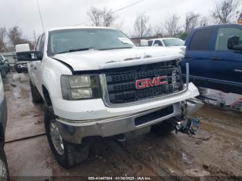  Salvage GMC Sierra 2500