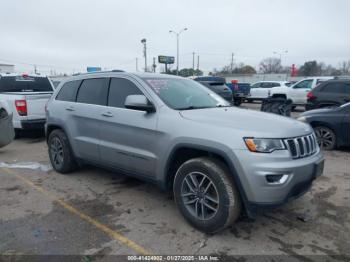  Salvage Jeep Grand Cherokee